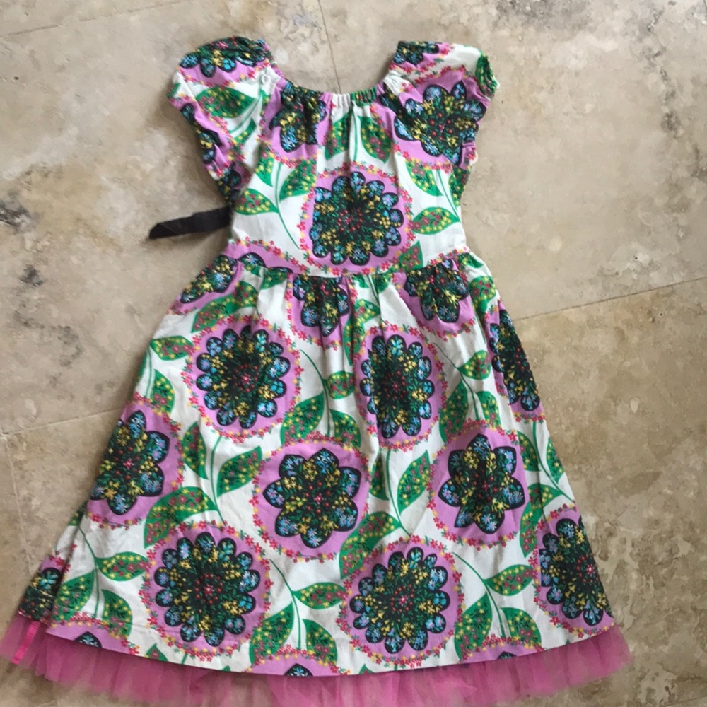 Girls dress